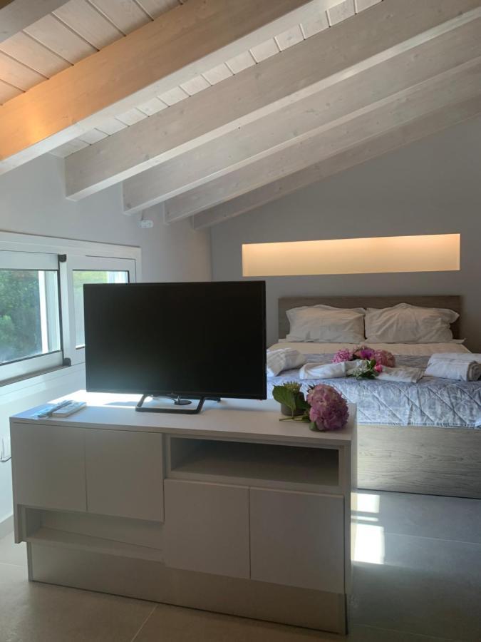 דאסיה Terpsichore Boutique Bright New Sofita Studios And Appartment מראה חיצוני תמונה