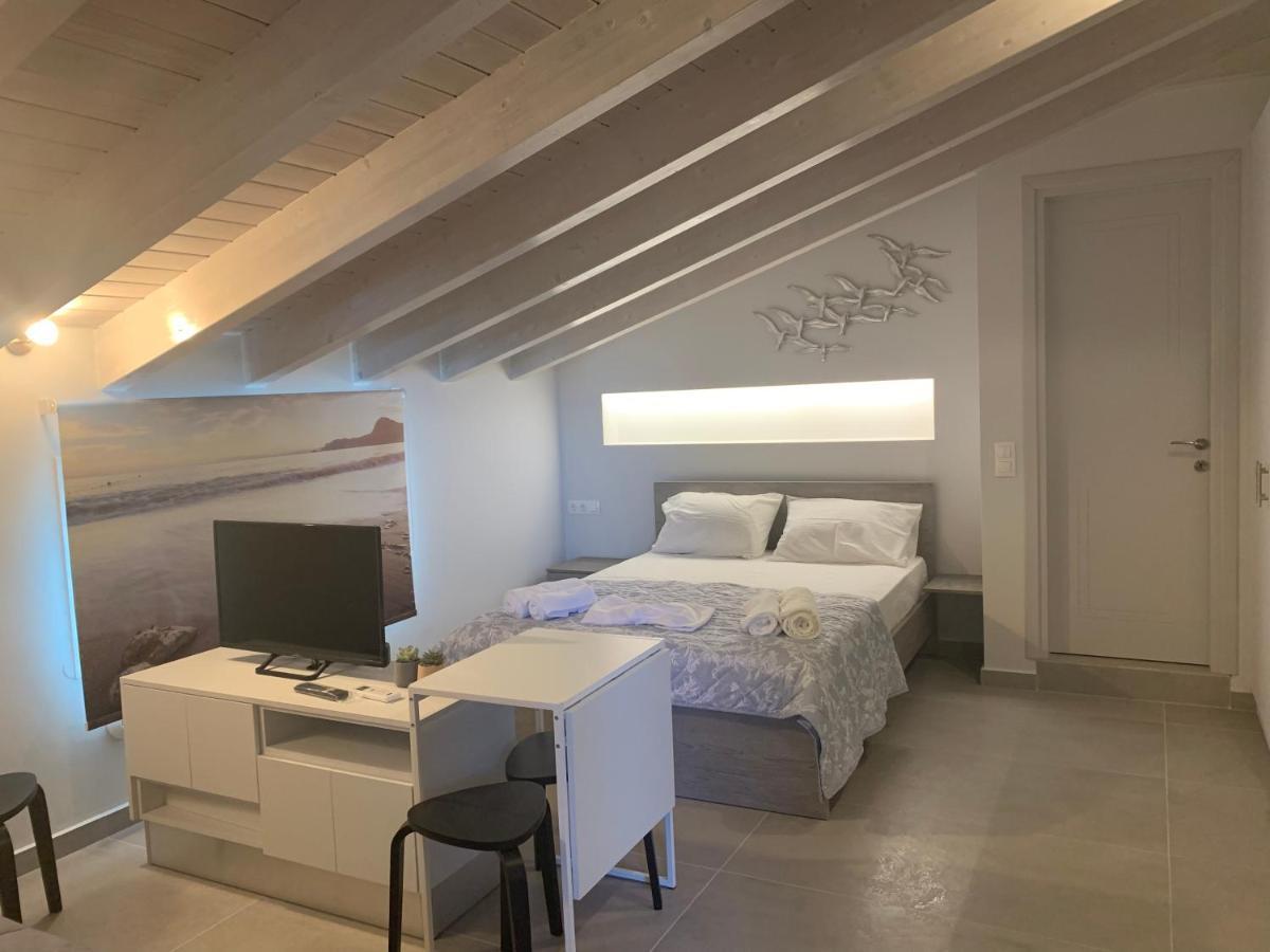 דאסיה Terpsichore Boutique Bright New Sofita Studios And Appartment מראה חיצוני תמונה