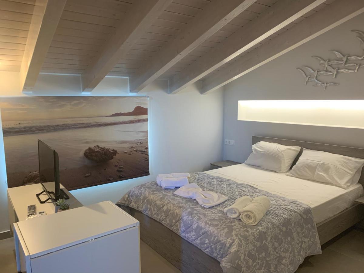 דאסיה Terpsichore Boutique Bright New Sofita Studios And Appartment מראה חיצוני תמונה